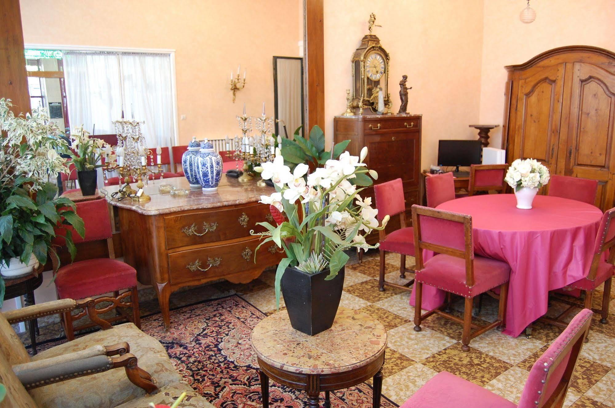 Touring Hotel Гренобъл Екстериор снимка